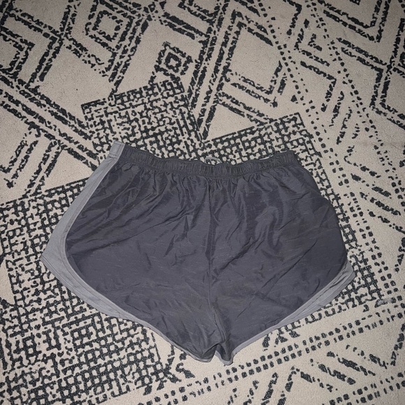 Nike Dri-Fit Shorts - Picture 3 of 3